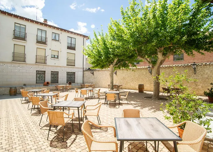 Azz Penafiel Las Claras Hotel & Spa