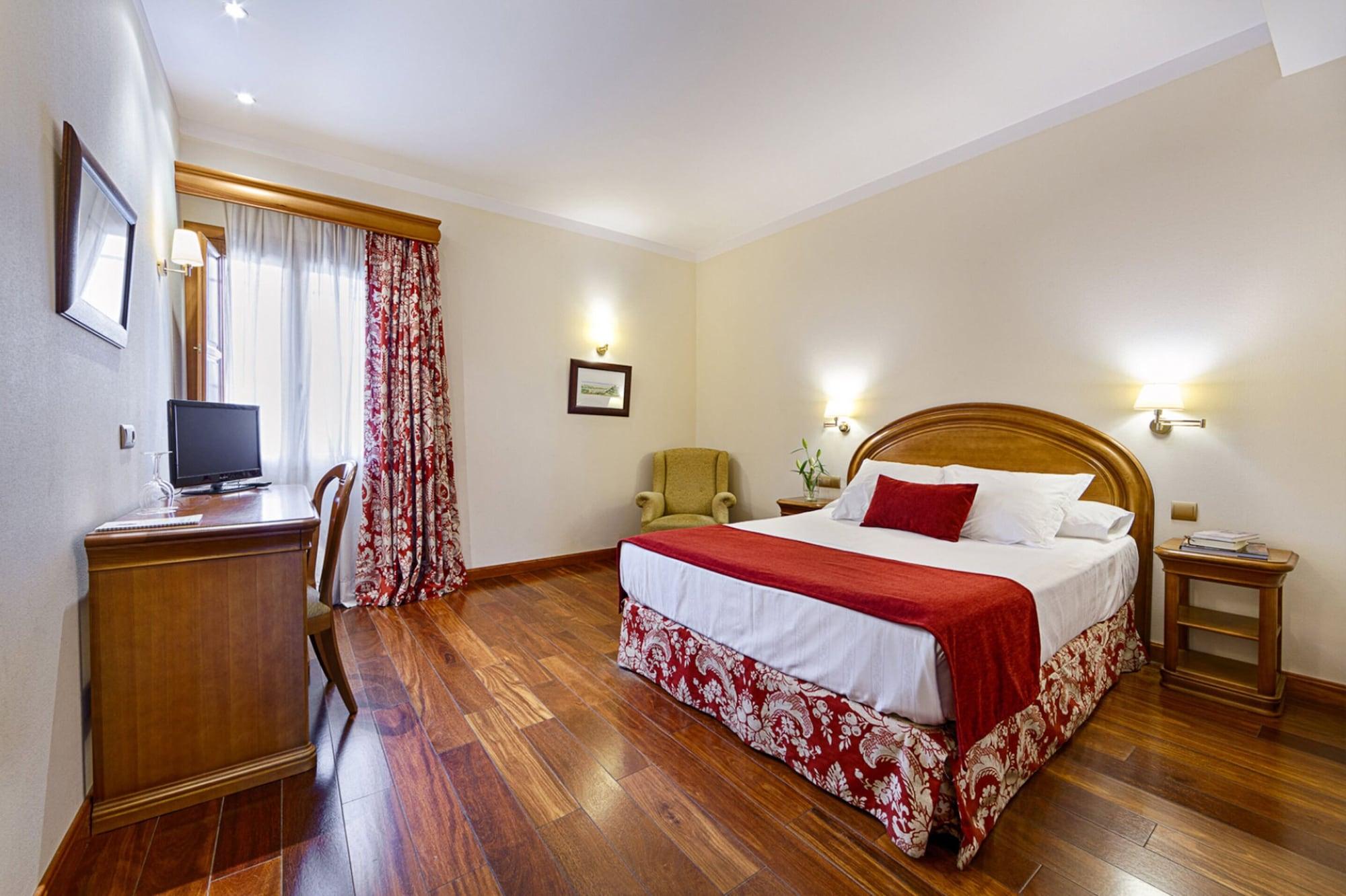 Hotel Azz Claras &