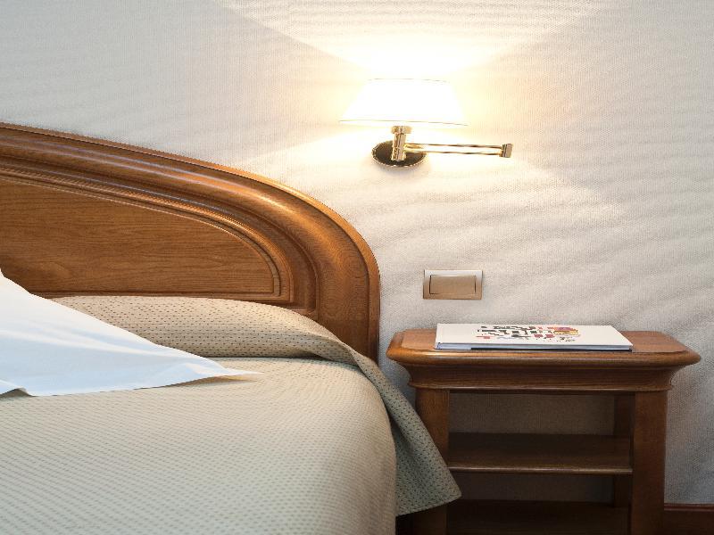 Hotel Azz Claras & Penafiel