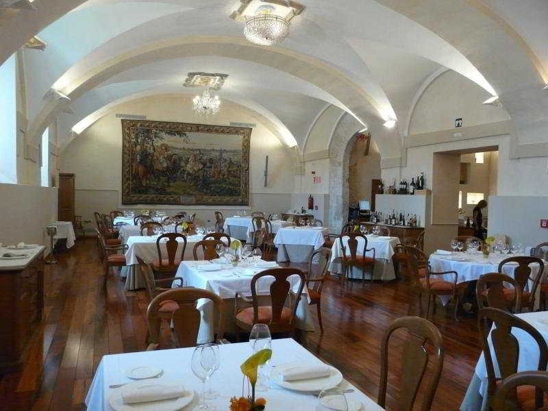 Hotel Azz Claras &